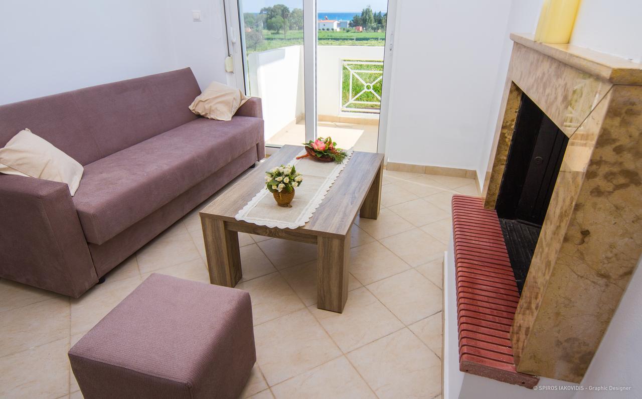 Casa Marinella Lägenhet Gennadi Exteriör bild
