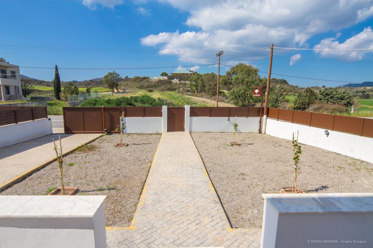 Casa Marinella Lägenhet Gennadi Exteriör bild