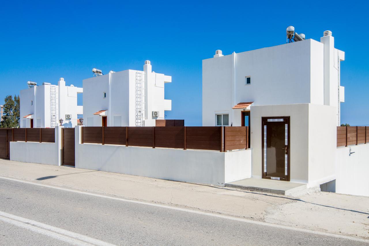 Casa Marinella Lägenhet Gennadi Exteriör bild